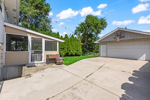 Tiny photo for 5532 129th Street, Crestwood, IL 60418 (MLS # 12695651)