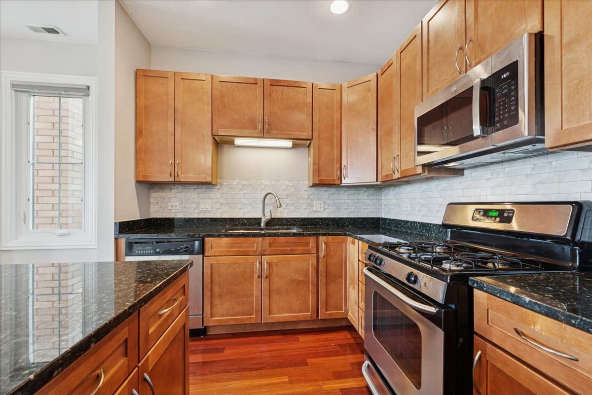 2239 N Lister Avenue 402