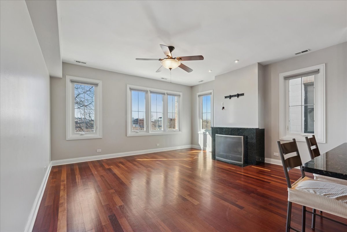 2239 N Lister Avenue 402