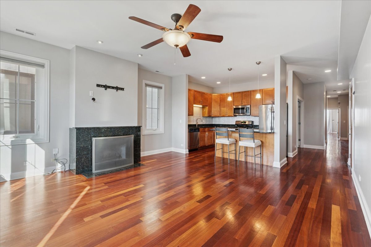 2239 N Lister Avenue 402