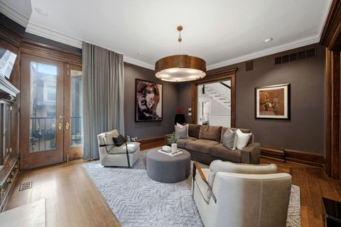 Tiny photo for 1352 N La Salle Drive, Chicago, IL 60610 (MLS # 12602393)