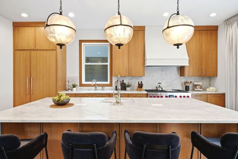 Tiny photo for 1352 N La Salle Drive, Chicago, IL 60610 (MLS # 12602393)