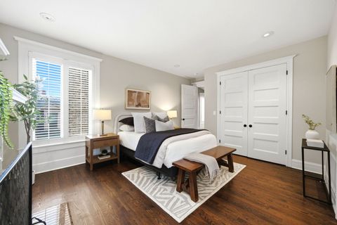 Tiny photo for 1352 N La Salle Drive, Chicago, IL 60610 (MLS # 12602393)