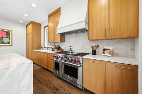Tiny photo for 1352 N La Salle Drive, Chicago, IL 60610 (MLS # 12602393)