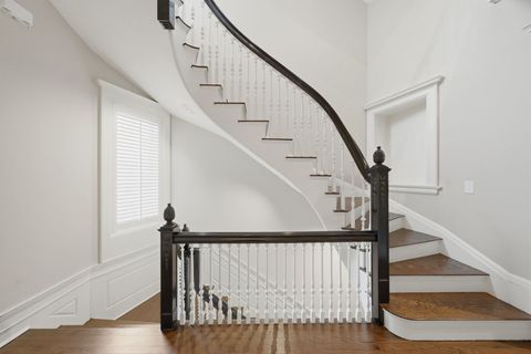 Tiny photo for 1352 N La Salle Drive, Chicago, IL 60610 (MLS # 12602393)