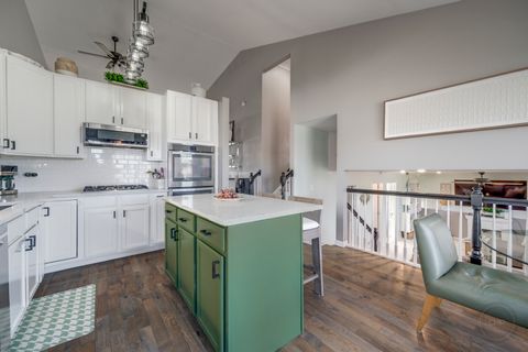 Tiny photo for 2107 Ashbrook Court, Plainfield, IL 60586 (MLS # 12503353)