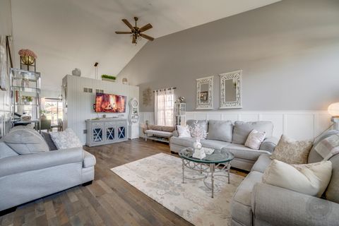 Tiny photo for 2107 Ashbrook Court, Plainfield, IL 60586 (MLS # 12503353)