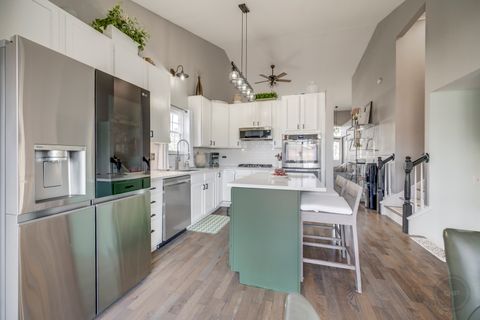 Tiny photo for 2107 Ashbrook Court, Plainfield, IL 60586 (MLS # 12503353)