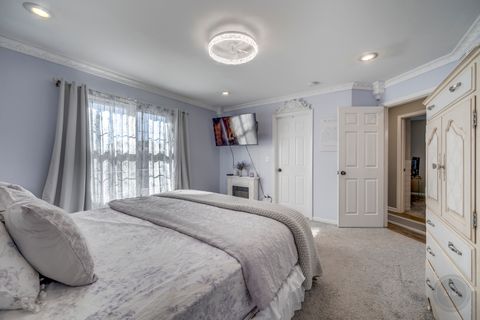 Tiny photo for 2107 Ashbrook Court, Plainfield, IL 60586 (MLS # 12503353)