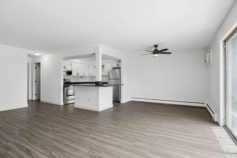 Tiny photo for 7112 99th Street #309, Chicago Ridge, IL 60415 (MLS # 12635207)