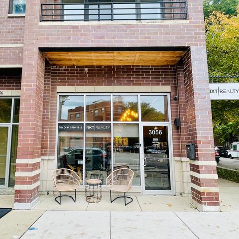 3056 N Oakley Avenue 1N Chicago IL 60618