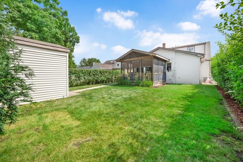 Tiny photo for 134 N 8th Avenue, Des Plaines, IL 60016 (MLS # 12739746)