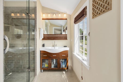 Tiny photo for 134 N 8th Avenue, Des Plaines, IL 60016 (MLS # 12739746)