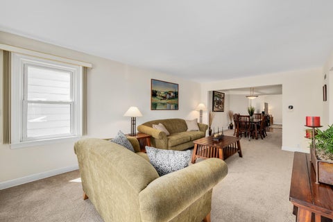 Tiny photo for 134 N 8th Avenue, Des Plaines, IL 60016 (MLS # 12739746)