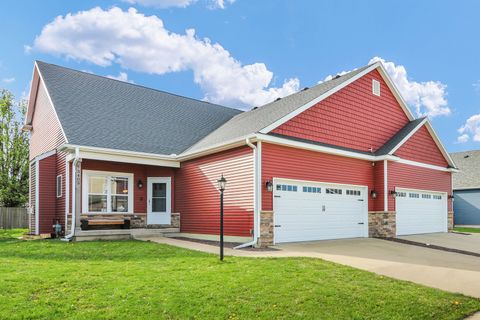 Photo of 3405 Boulder Ridge Drive, Champaign, IL 61822 (MLS # 12610723)