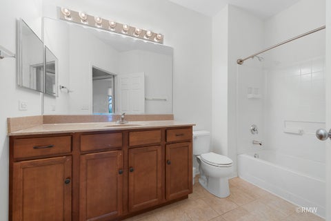 Tiny photo for 981 Oak Ridge Boulevard, Elgin, IL 60120 (MLS # 12745664)