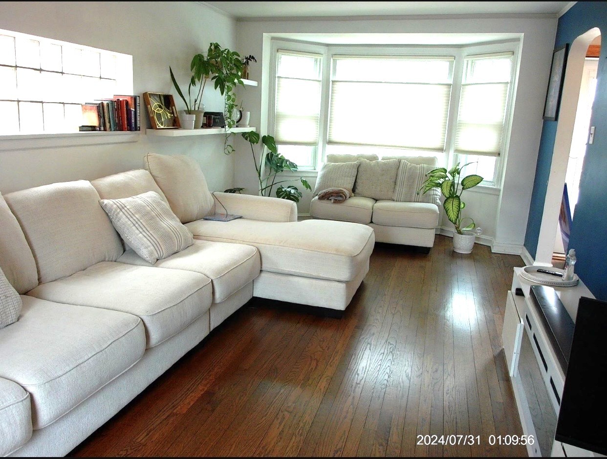 7801 W Victoria Street