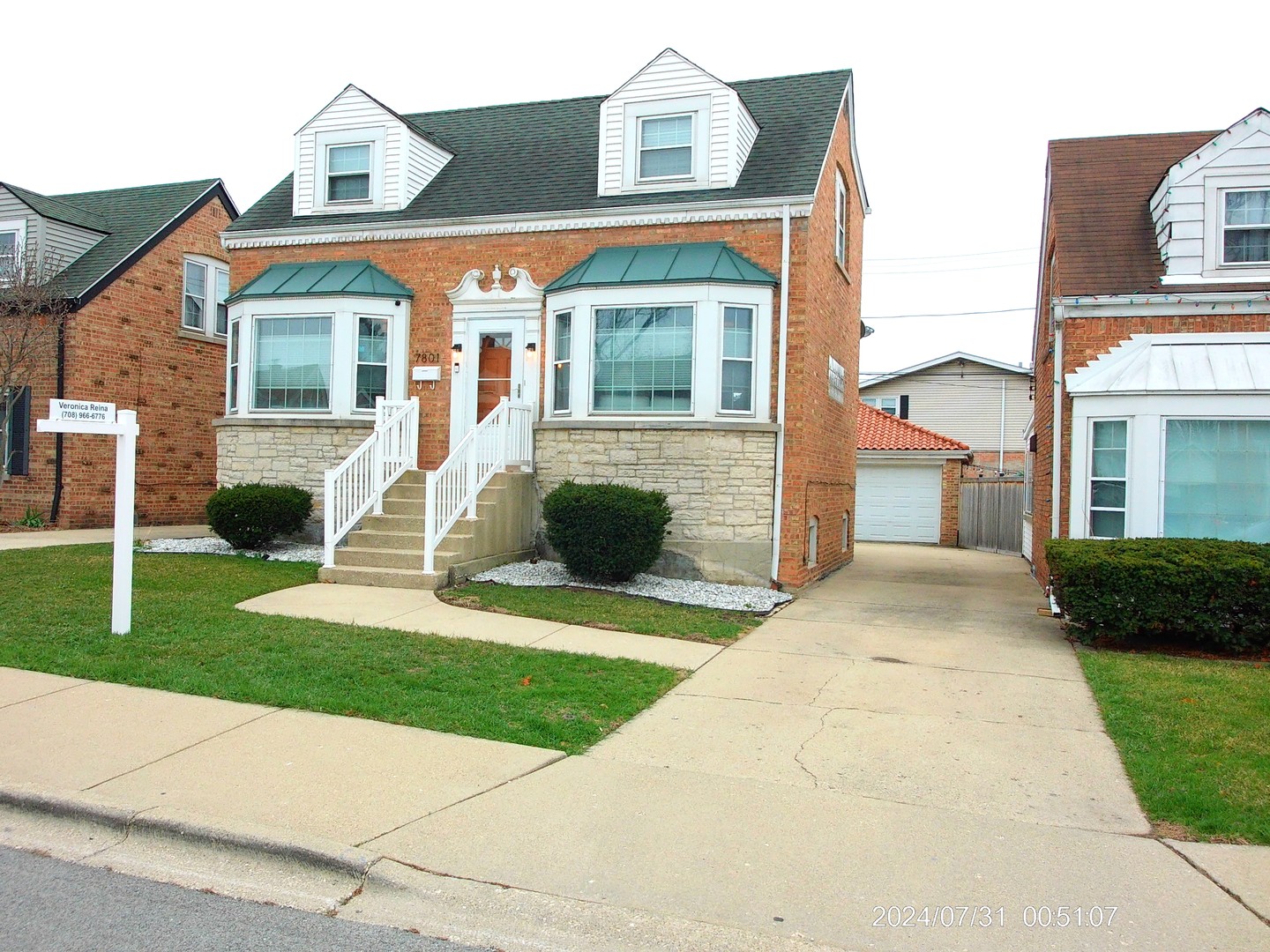 7801 W Victoria Street