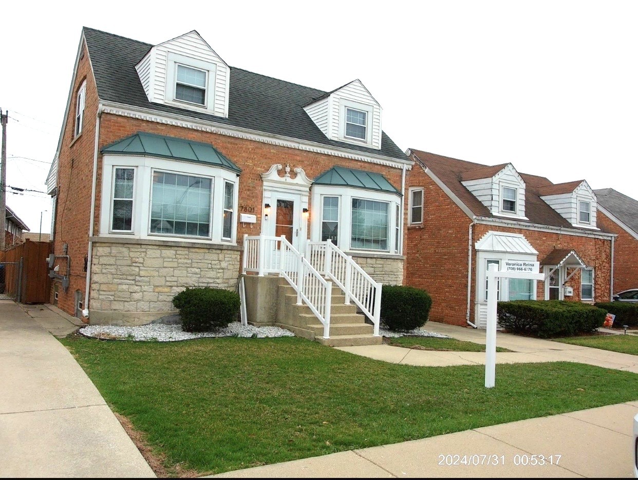 7801 W Victoria Street