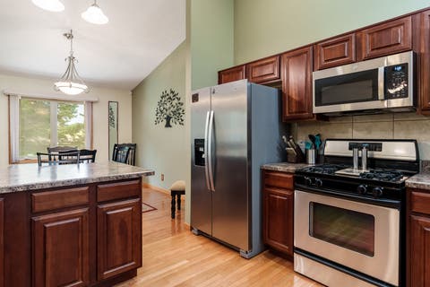 Tiny photo for 1401 Stone Bridge Crossing #1401, Rockford, IL 61108 (MLS # 12720100)