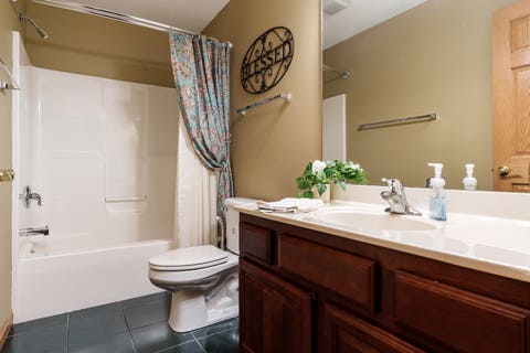Tiny photo for 1401 Stone Bridge Crossing #1401, Rockford, IL 61108 (MLS # 12720100)