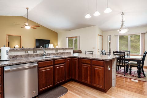 Tiny photo for 1401 Stone Bridge Crossing #1401, Rockford, IL 61108 (MLS # 12720100)