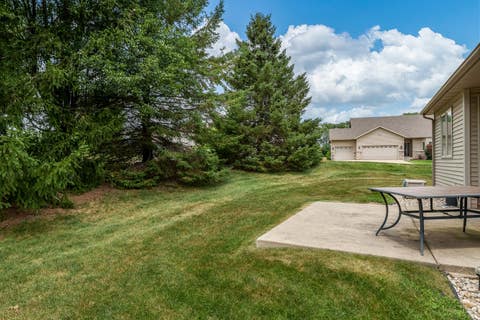 Tiny photo for 1401 Stone Bridge Crossing #1401, Rockford, IL 61108 (MLS # 12720100)
