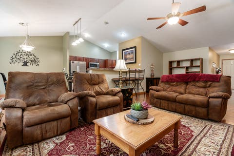 Tiny photo for 1401 Stone Bridge Crossing #1401, Rockford, IL 61108 (MLS # 12720100)