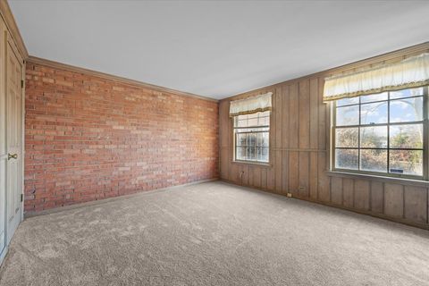 Tiny photo for 262 E Foster Place, Lake Forest, IL 60045 (MLS # 12547479)