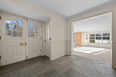 Tiny photo for 262 E Foster Place, Lake Forest, IL 60045 (MLS # 12547479)