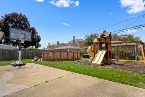 Tiny photo for 8820 N Elmore Street, Niles, IL 60714 (MLS # 12700702)