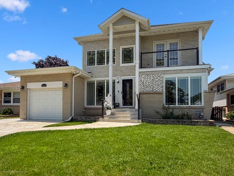 Tiny photo for 8820 N Elmore Street, Niles, IL 60714 (MLS # 12700702)