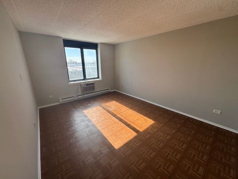 Tiny photo for 9128 W Terrace Drive #3M, Niles, IL 60714 (MLS # 12562657)