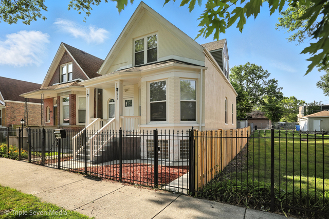 3425 W Carroll Avenue