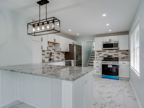 Tiny photo for 2004 Burlington Avenue, Lisle, IL 60532 (MLS # 12381998)