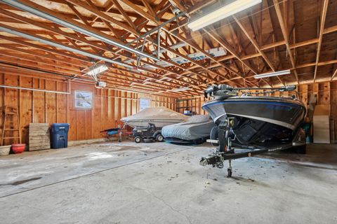 Tiny photo for 33430 N Hunt Club Road, Libertyville, IL 60048 (MLS # 12567102)