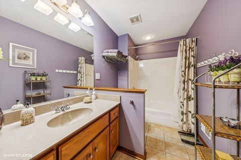 Tiny photo for 9032 Wolf Road, Willow Springs, IL 60480 (MLS # 12438507)