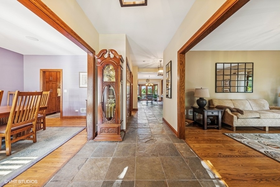 9032 Wolf Road