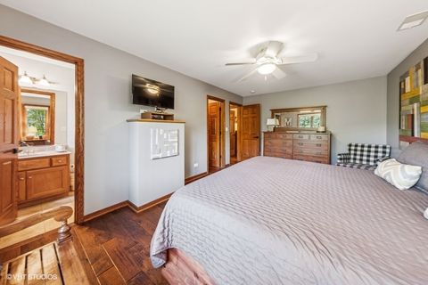 Tiny photo for 9032 Wolf Road, Willow Springs, IL 60480 (MLS # 12438507)