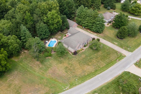 Tiny photo for 27 Deer Run, Herrin, IL 62848 (MLS # 12675348)
