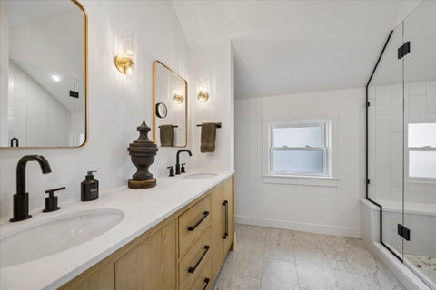 Tiny photo for 528 Ferdinand Avenue, Forest Park, IL 60130 (MLS # 12769313)