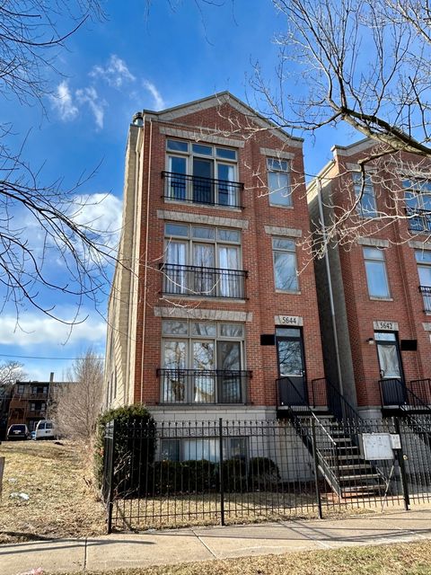 5644 S Prairie Avenue Chicago IL 60637