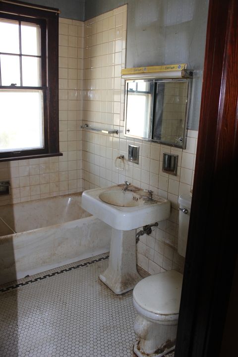 Tiny photo for 804 E 4th Street E, Centralia, IL 62801 (MLS # 12604514)