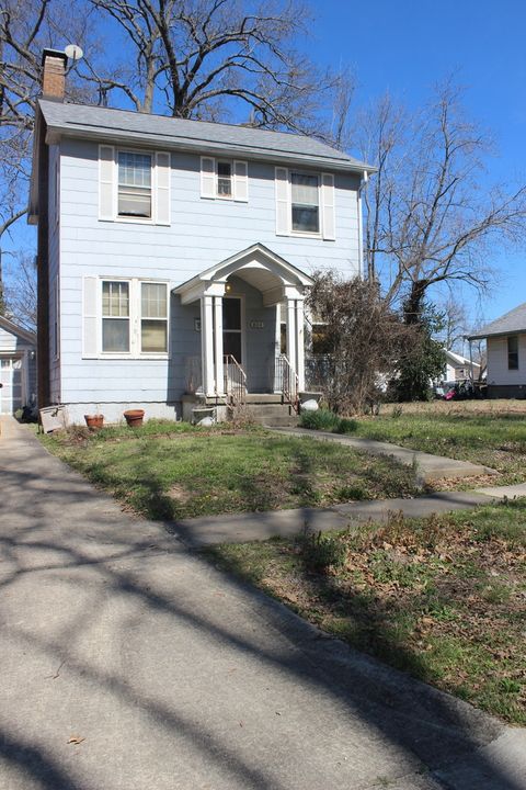 Tiny photo for 804 E 4th Street E, Centralia, IL 62801 (MLS # 12604514)