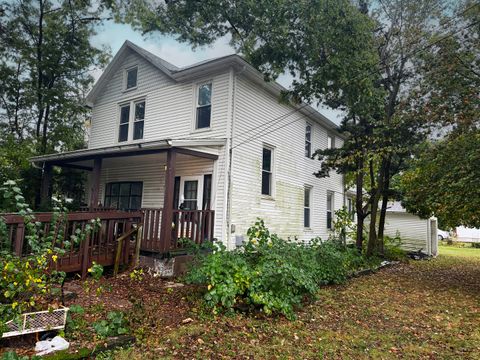 A home in Henry