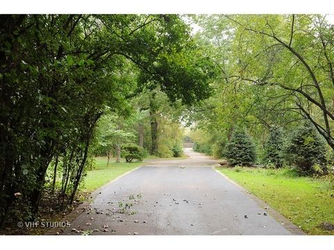 Tiny photo for 700 S Waukegan Road, Lake Forest, IL 60045 (MLS # 12638631)