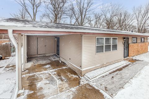 Tiny photo for 128 Algonquin Street, Park Forest, IL 60466 (MLS # 12548041)