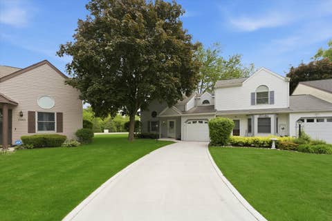 Tiny photo for 2456 Bridgewater Drive, Woodstock, IL 60098 (MLS # 12658124)