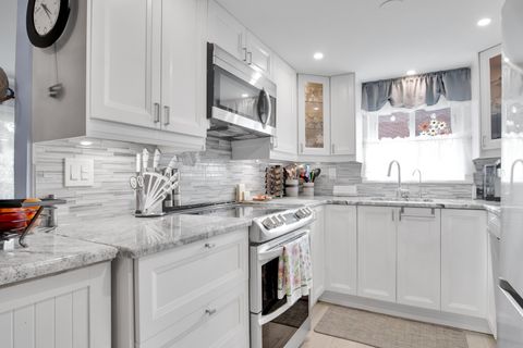 Tiny photo for 7012 98th Street #1A, Chicago Ridge, IL 60415 (MLS # 12562916)