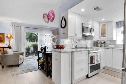 Tiny photo for 7012 98th Street #1A, Chicago Ridge, IL 60415 (MLS # 12562916)